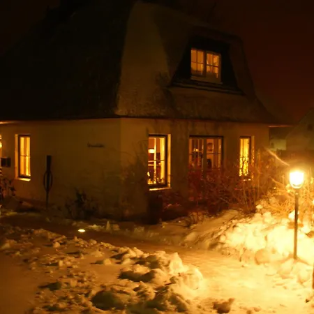 Reethus Sternenkikker Inkl Strandkorb Am Ostseestrand Ferienhaus